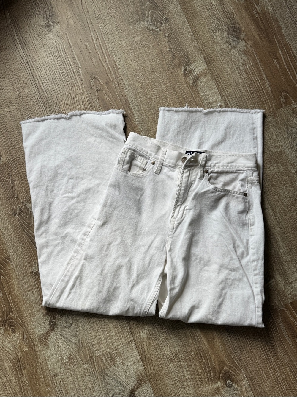 GAP White Wide-Leg Frayed Hem Jeans